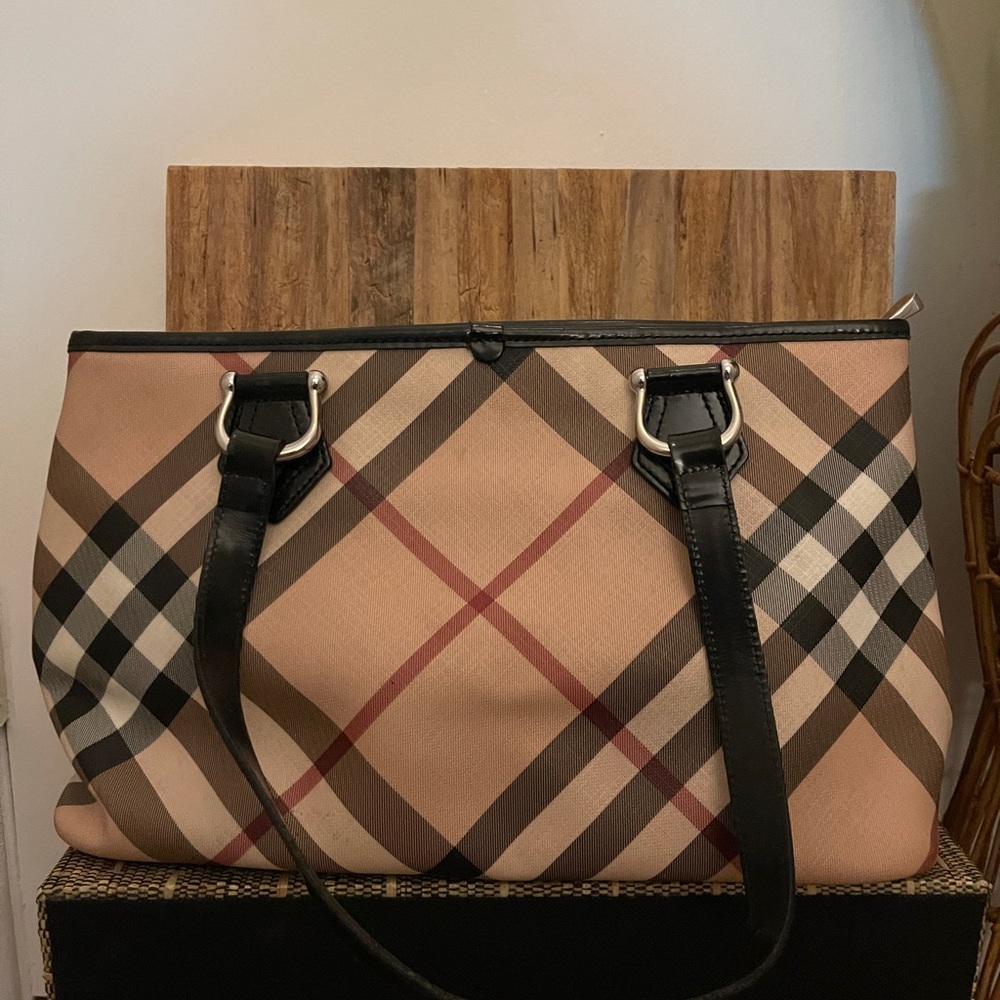 Burberry Purse
